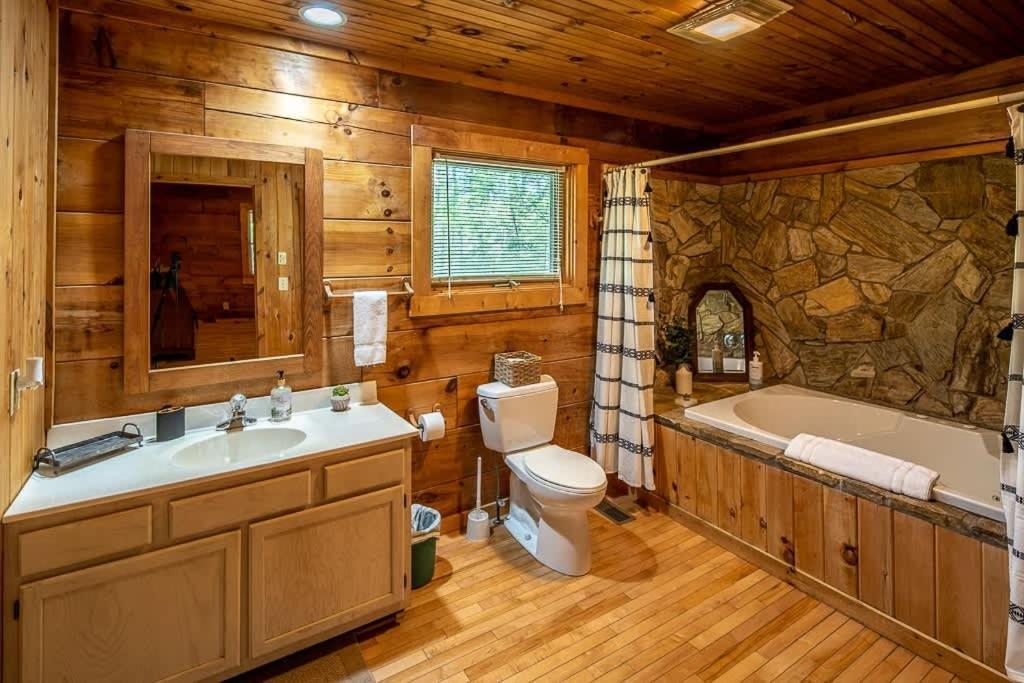Cozy 'Grey Fox' Cabin Between Boone & Blowing Rock Exteriér fotografie
