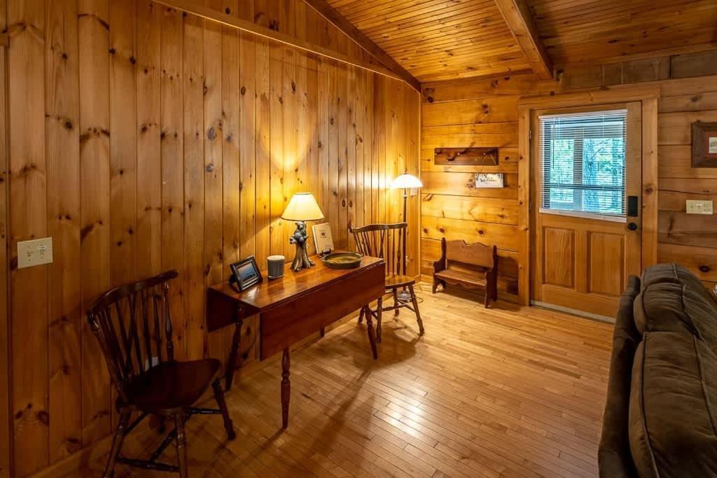 Cozy 'Grey Fox' Cabin Between Boone & Blowing Rock Exteriér fotografie